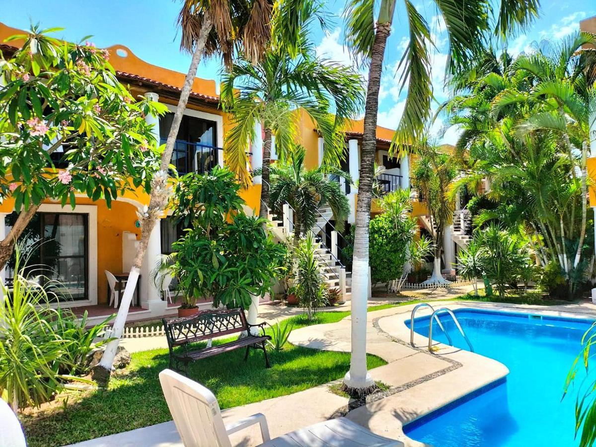 Hotel Acuario Playa Del Carmen Exterior photo
