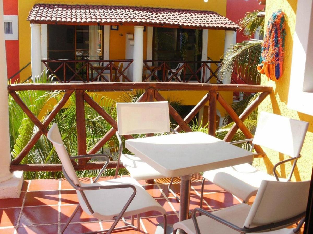 Hotel Acuario Playa Del Carmen Exterior photo